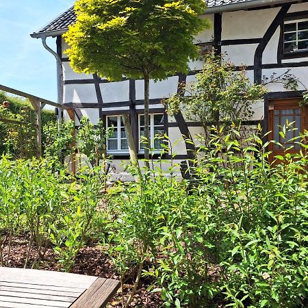 Ferienhaus Altes Backhaus Roetgen Buitenkant foto